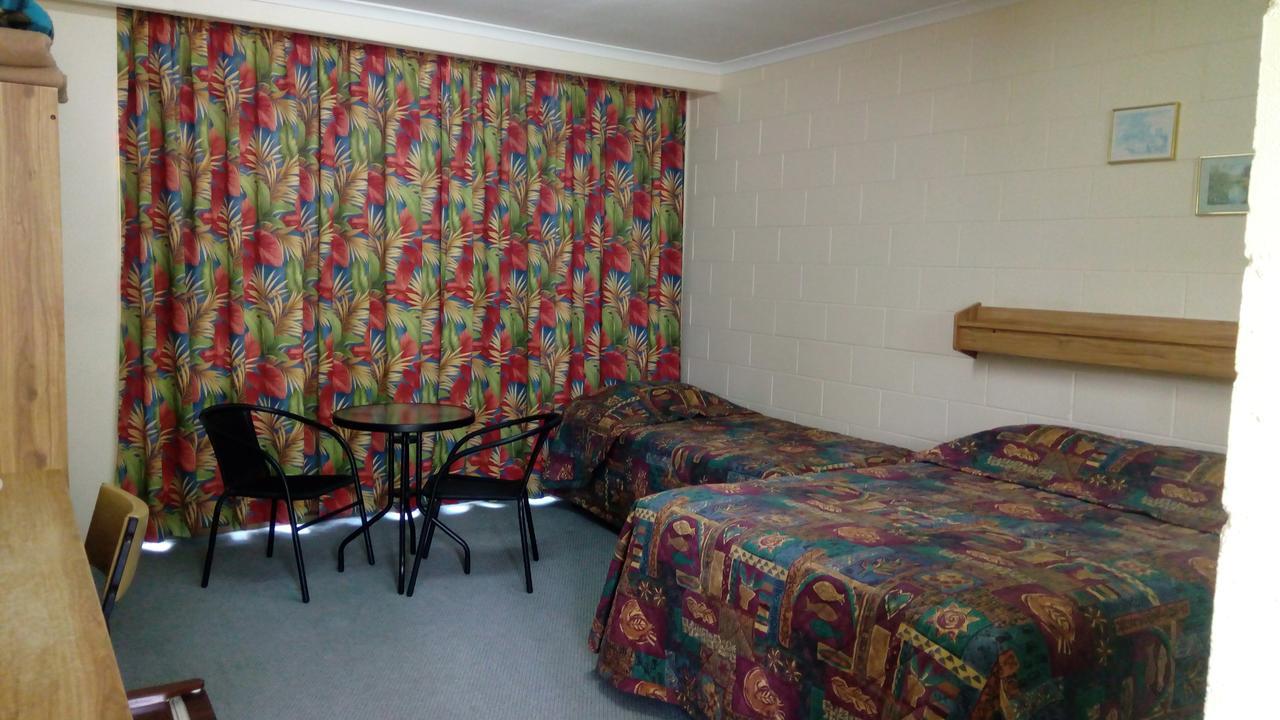 The Islands Inn Motel Airlie Beach Exteriör bild